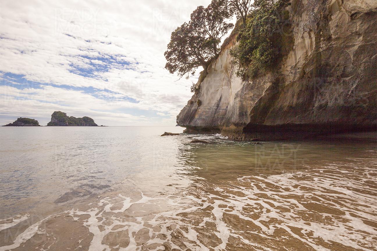 Stingray Bay on way to Cathedral Cove in the Coromandel, New Zealand